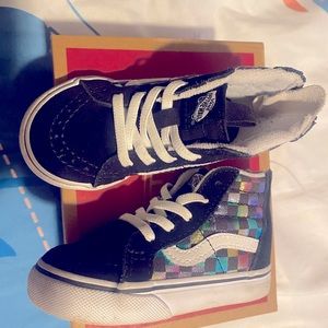 Toddler size 6 high top vans